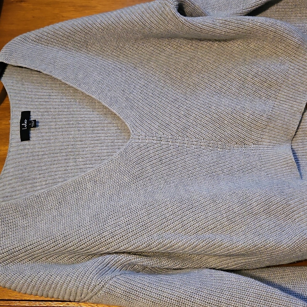 Lulus Cropped Sweater Sz Large - Picture 3 of 8